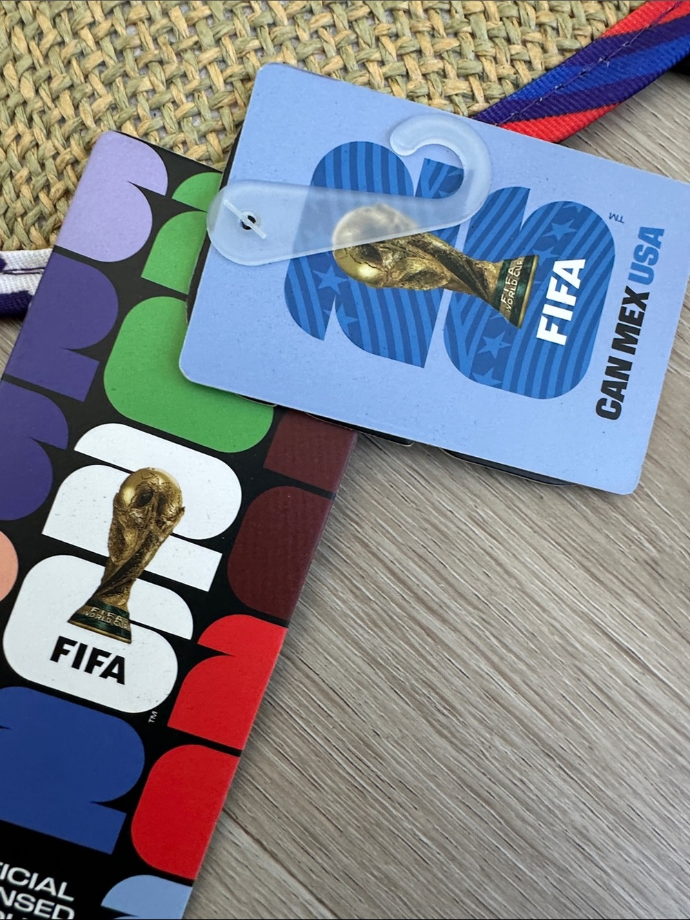 FIFA Emblem Paper Straw Hat - Picture 5 of 6